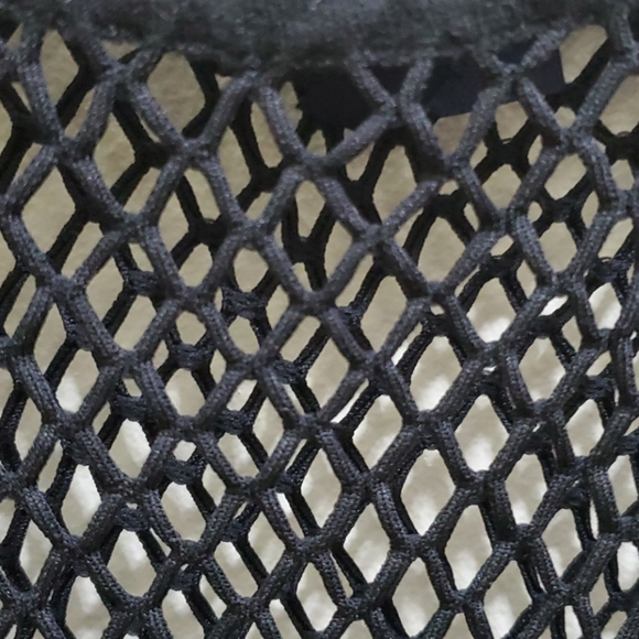 KAPALUA - BLACK MESH LONG SLV TOP - Picture 2 of 5